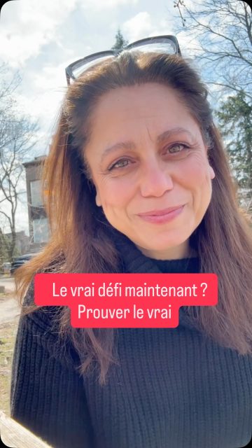 Pendant longtemps, on nous a appris à chercher les défauts :
les doigts,
les lèvres,
les glitches.

Mais ces conseils trop simples peuvent donner un faux sentiment de confiance. Et ça, c’est dangereux.

Le vrai réflexe aujourd’hui, ce n’est pas juste détecter.
C’est ralentir, vérifier, croiser, chercher la provenance, et ne jamais laisser l’urgence décider à notre place.

Et surtout, ça ne peut pas reposer seulement sur les citoyens.
Il faut aussi des lois, des plateformes responsables, et des mécanismes clairs pour identifier les contenus générés ou manipulés par IA.

Dans le monde qui vient, la question ne sera pas seulement :
« Est-ce que c’est faux ? »

La vraie question sera :
« Peux-tu prouver que c’est vrai ? »

#làtusais #deepfake